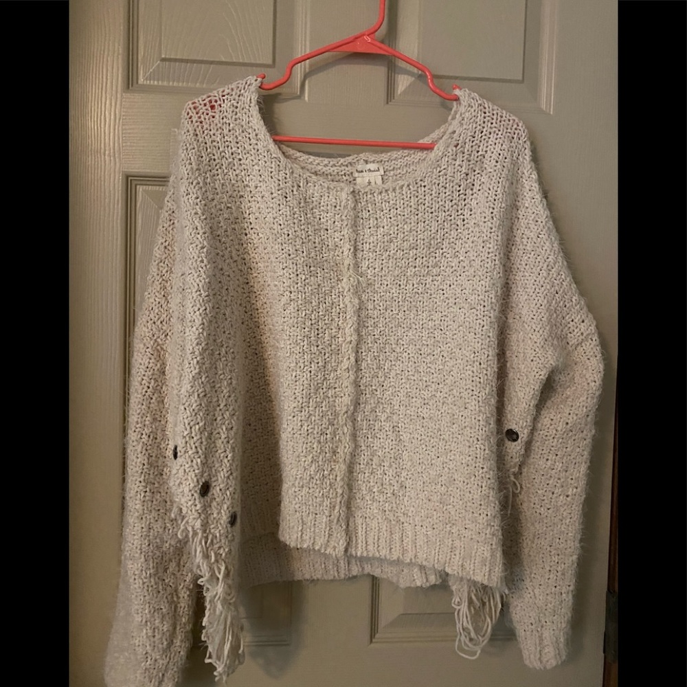 V neck sweater